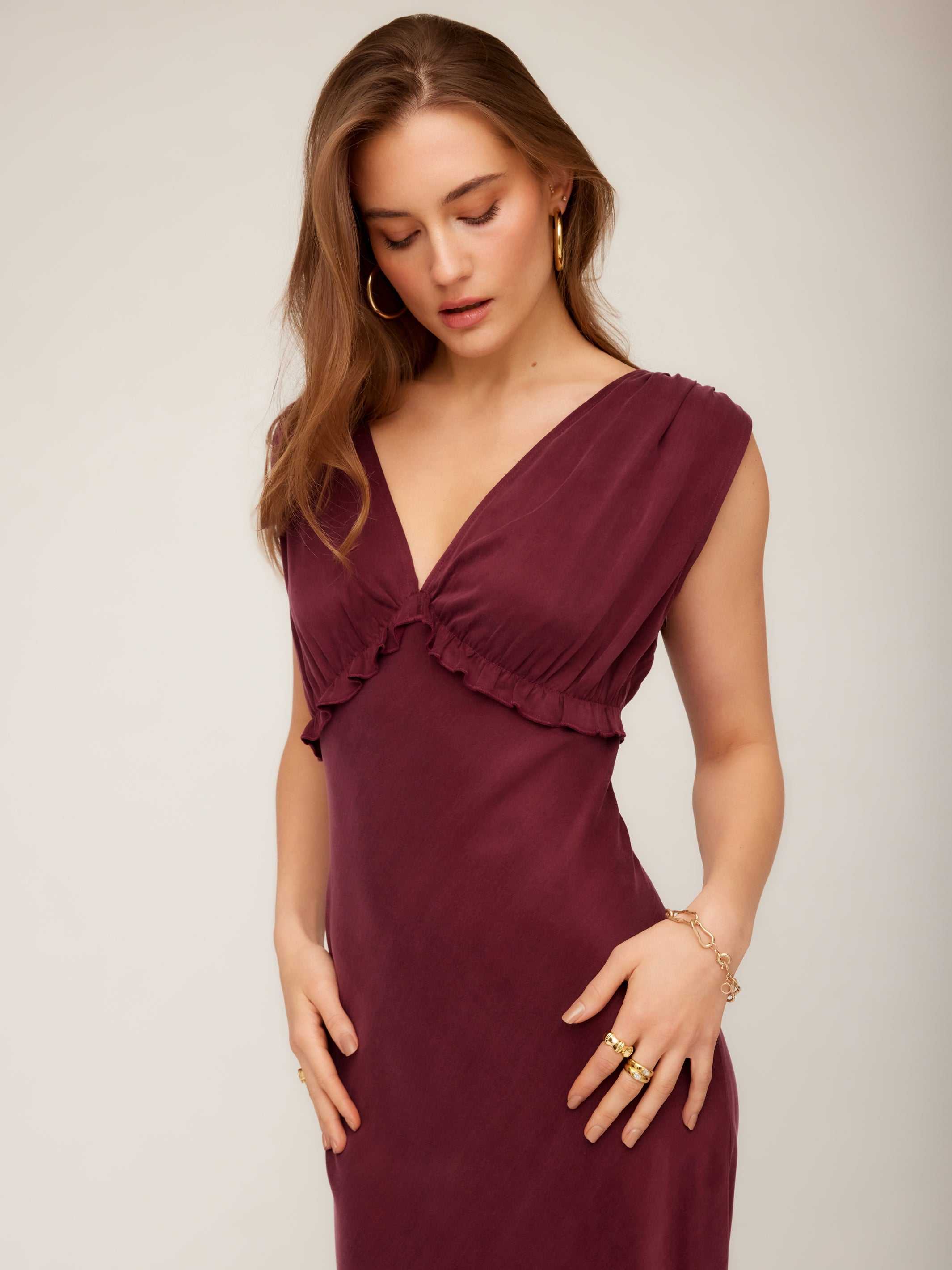 Fifteen Twenty Women's Cierra Ruffle Detail Midi Dress in Wine 3F19543 | Size: Xs Fifteen Twenty Women's Cierra Ruffle Detail Midi Dress in Wine 3F19543 | Size: Xs