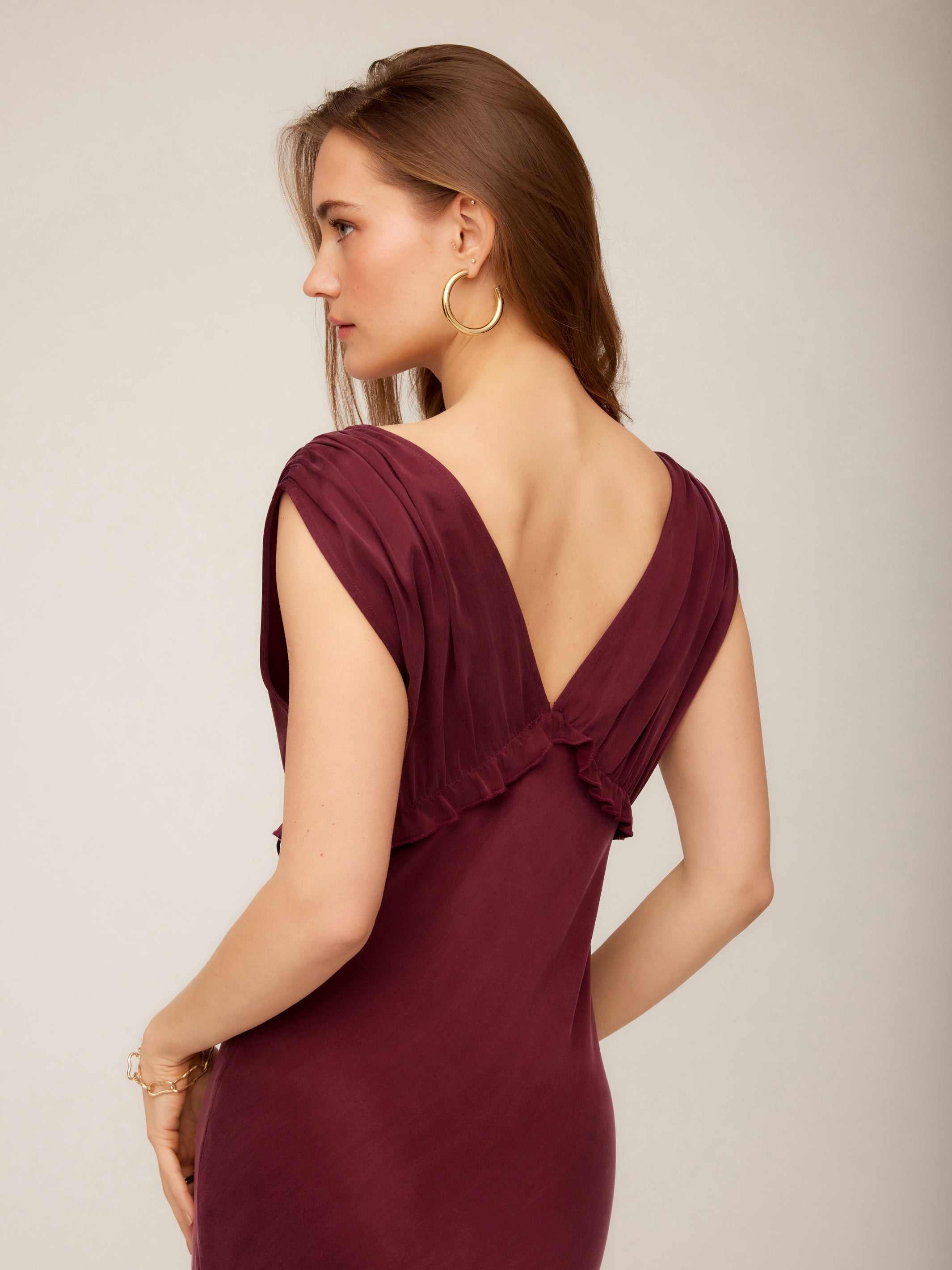 Fifteen Twenty Women's Cierra Ruffle Detail Midi Dress In Wine 3F19543 | Size: XS Fifteen Twenty Women's Cierra Ruffle Detail Midi Dress In Wine 3F19543 | Size: XS