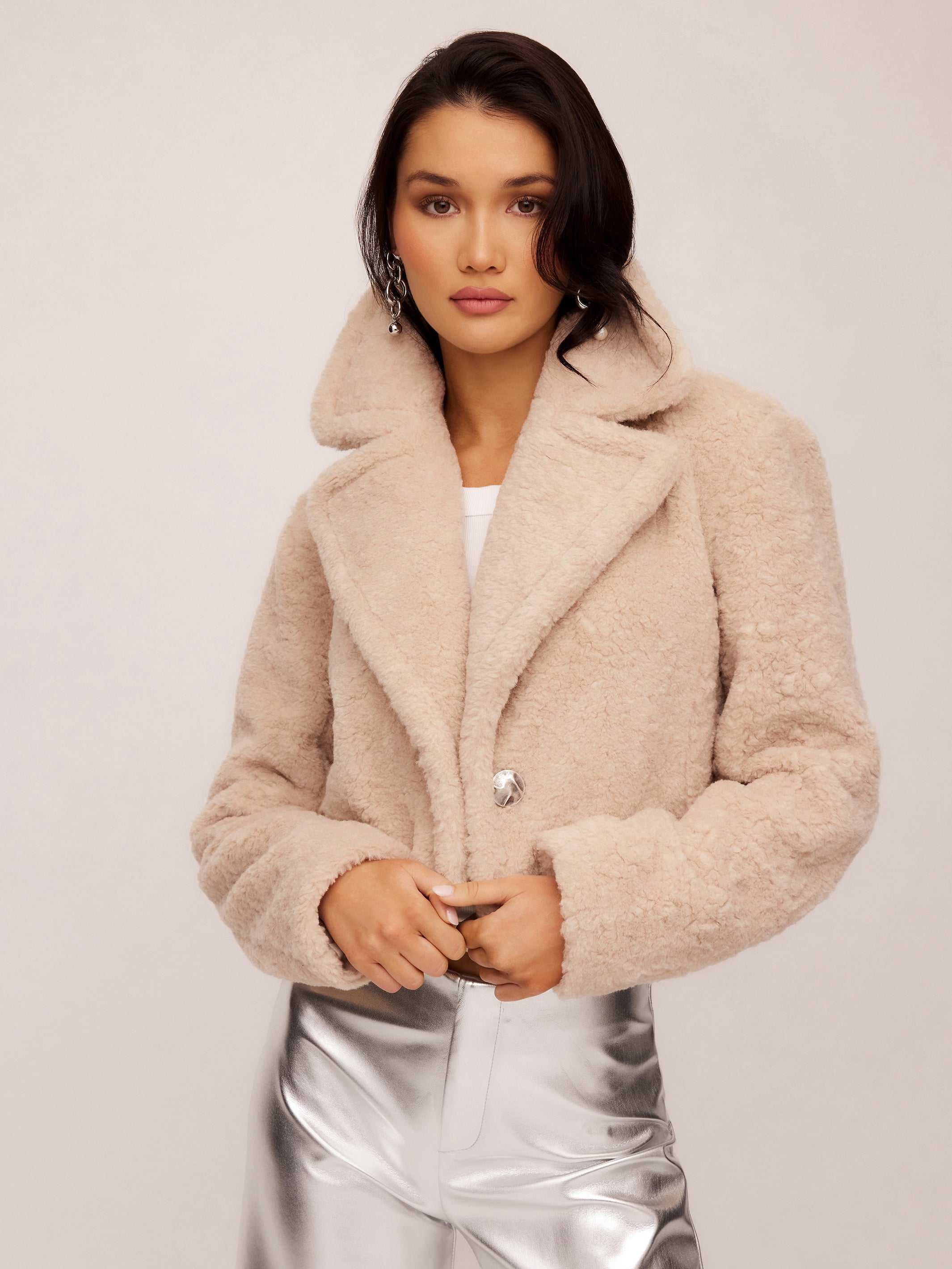 Iva Cropped Sherpa Jacket