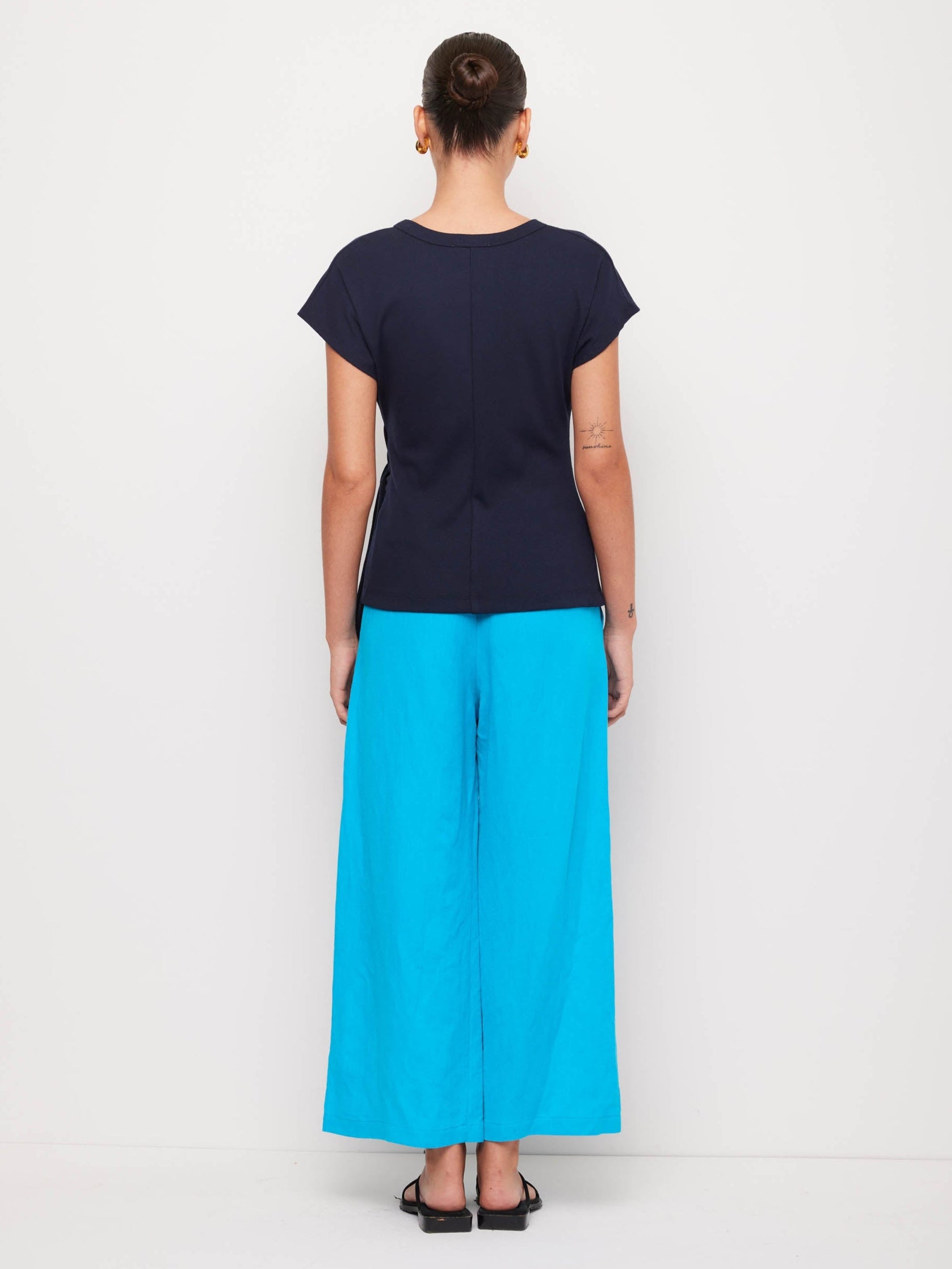Greta Side-Knot Top