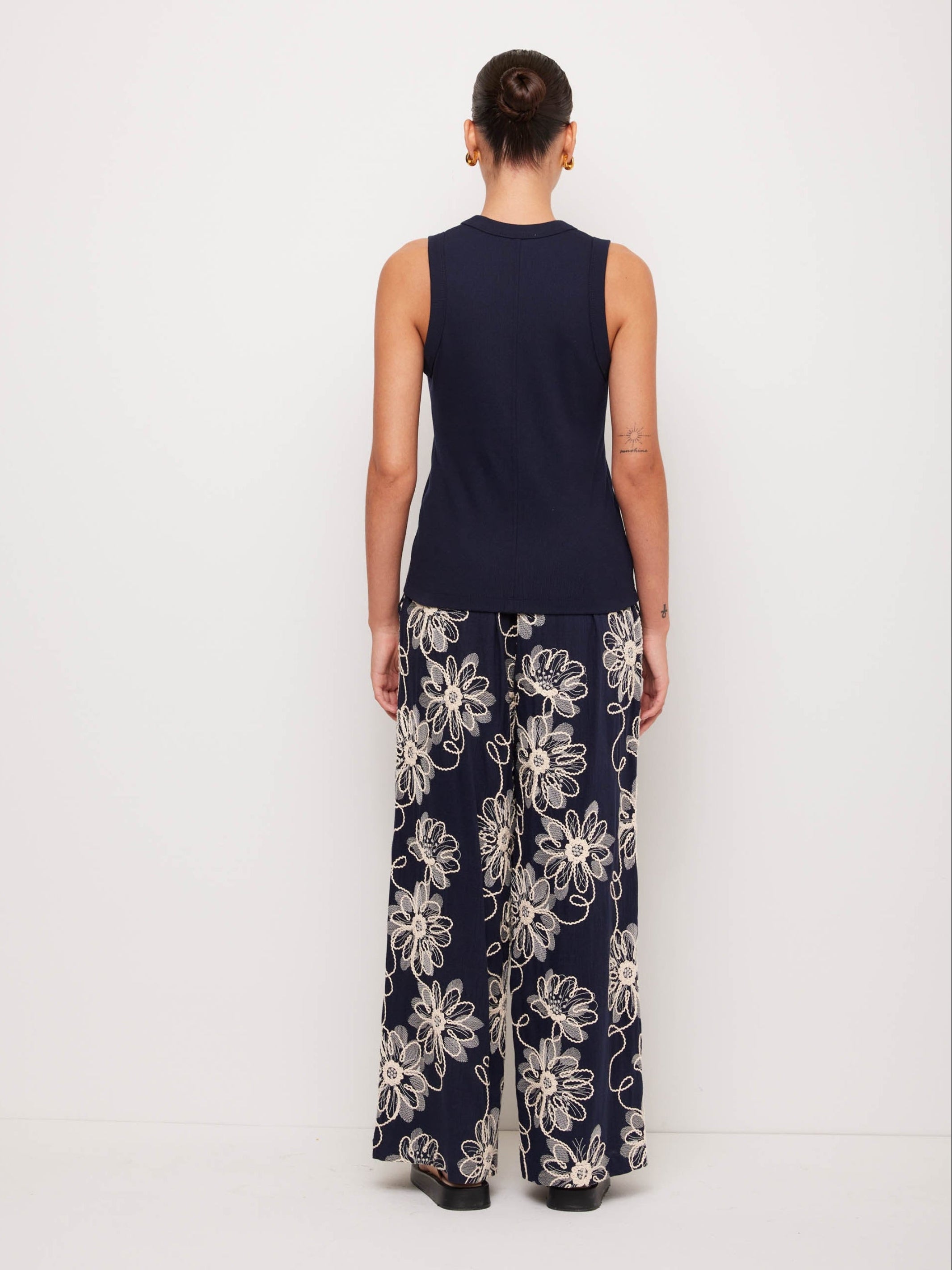 Doreen V-Neck Tank