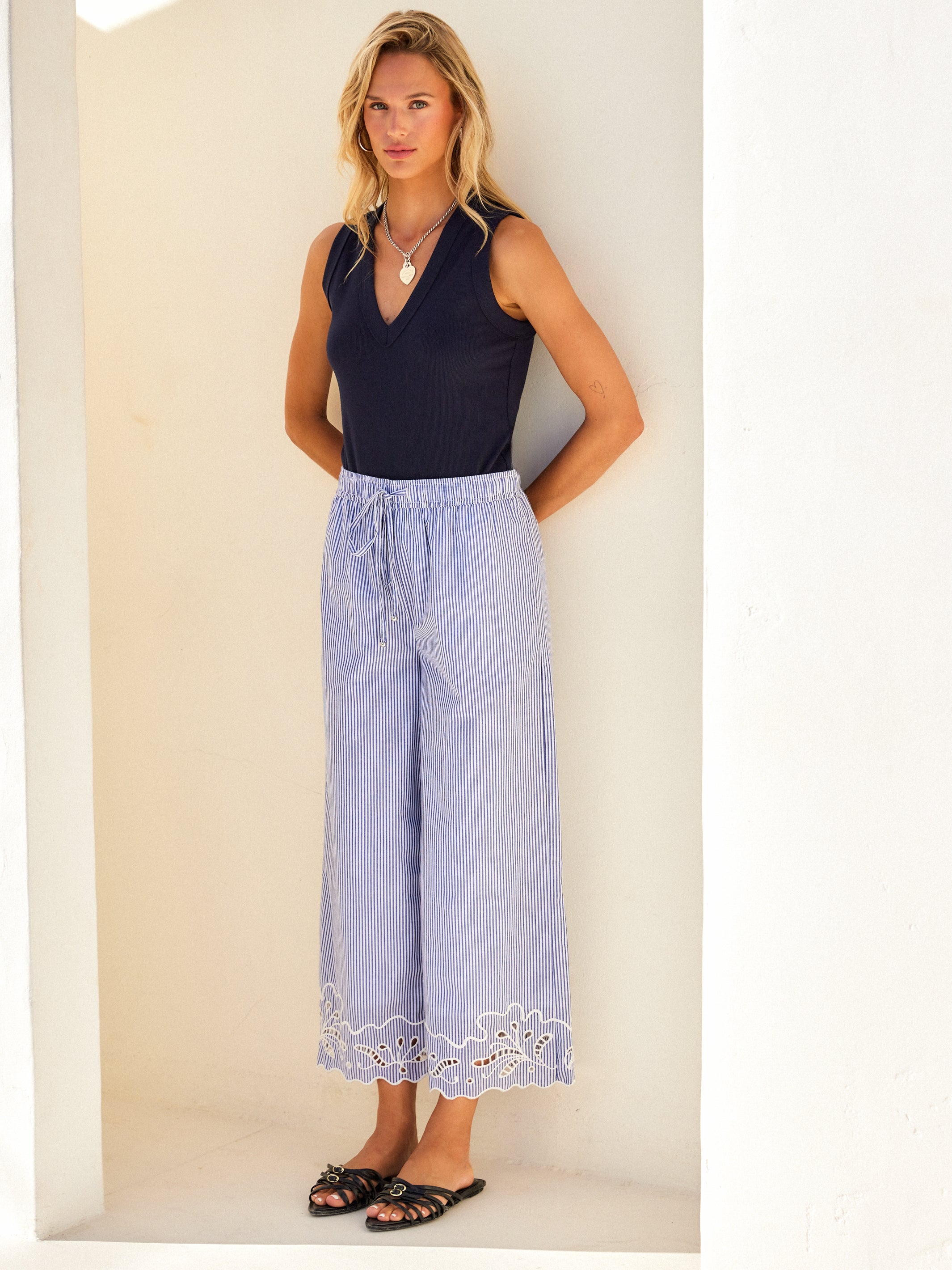 Doreen V-Neck Tank