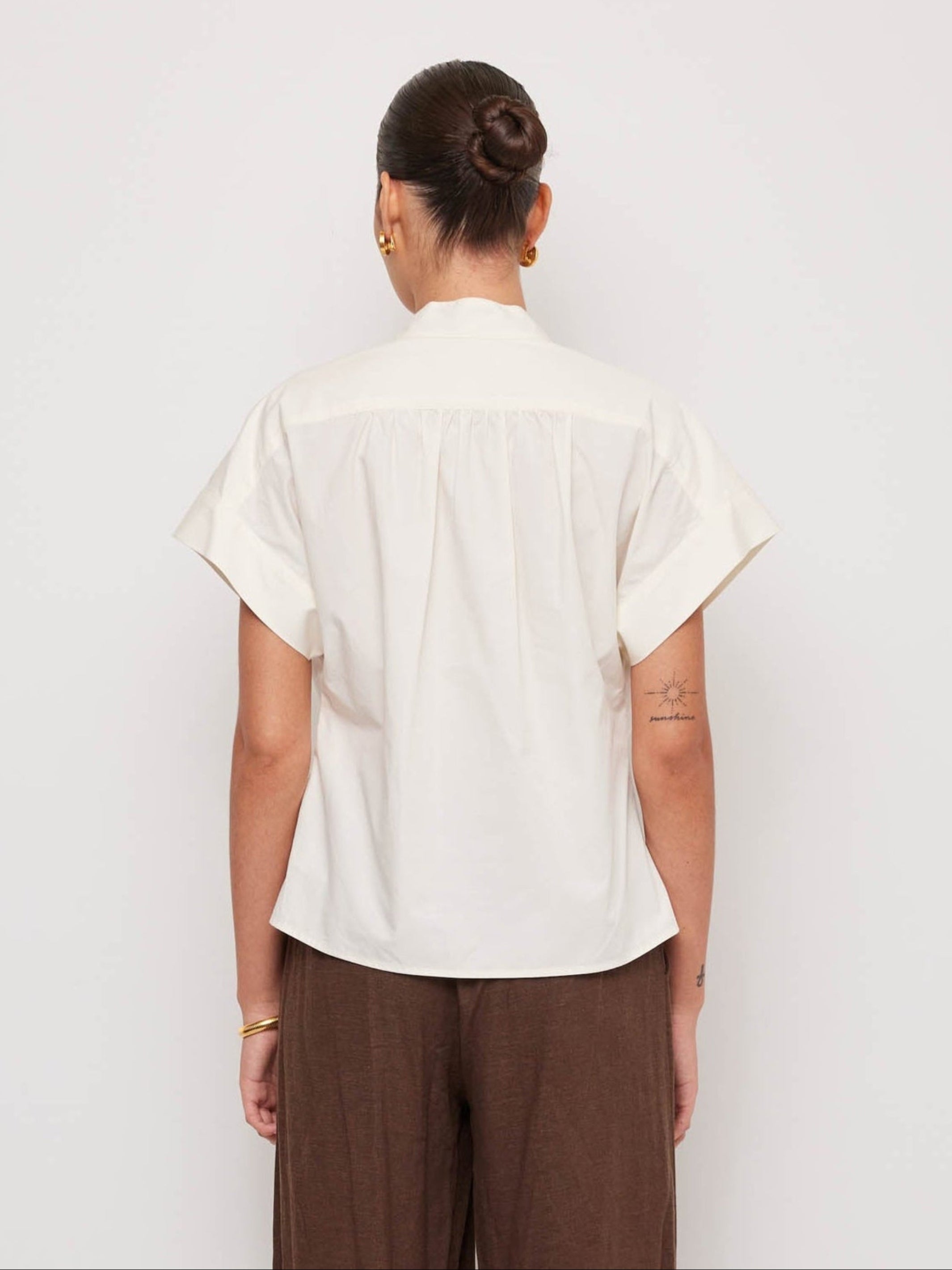 Olive Short Sleeve V-Neck Top