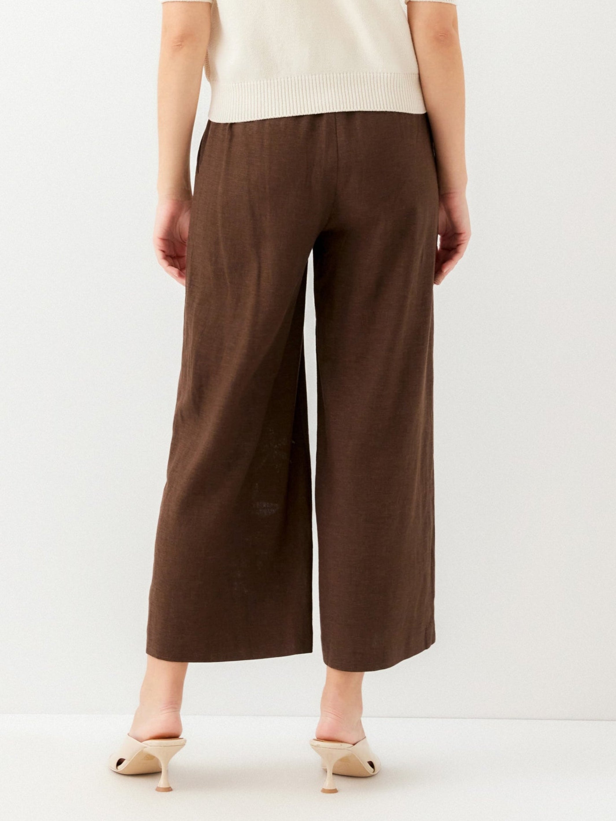 Zora Embroidered Ankle Pants