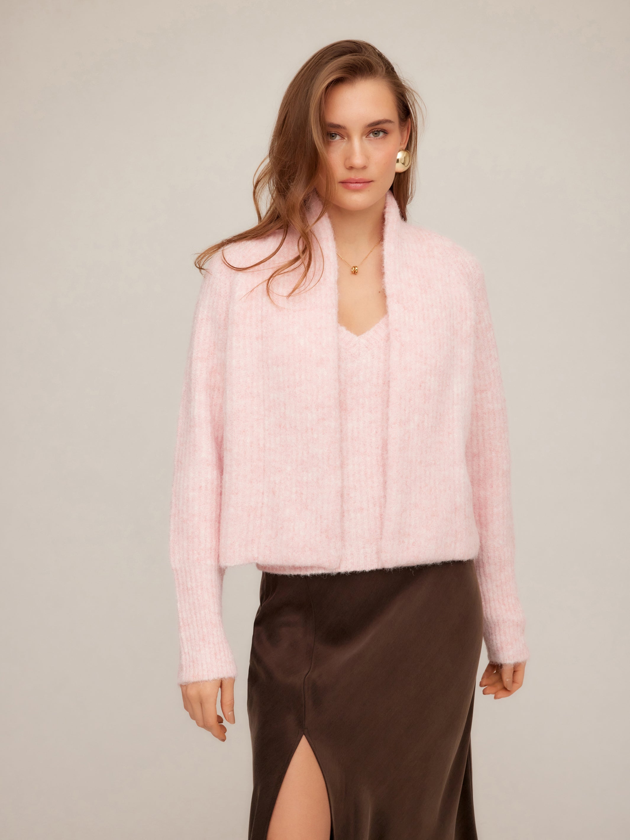 PRENDA☆LACE NECK BUTTON LONG SLEEVE F5778_6099_151_1.jpg?sw=2000