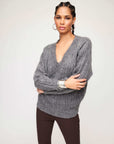 Deliana oversized sweater with chain-link ribbed design, V-neck, long sleeves, cozy warm fit