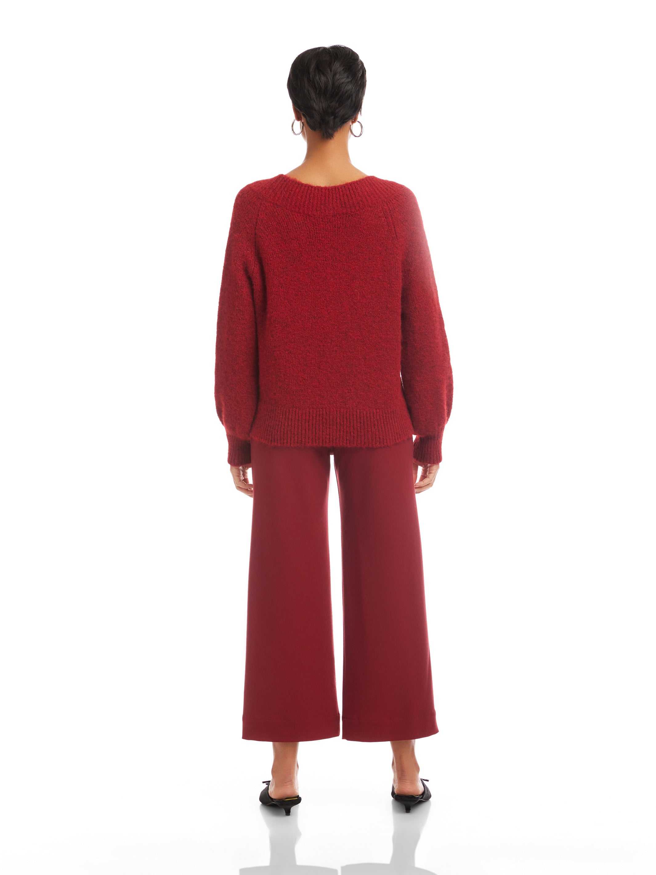 Heather V-Neck Sweater - Cozy Modern Knit with Soft Touch